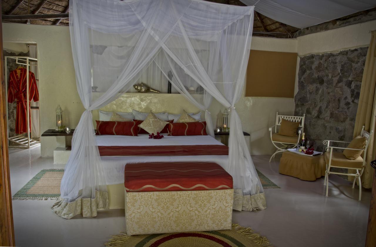Mbweha Camp Lake Nakuru Elmenteita Exterior foto